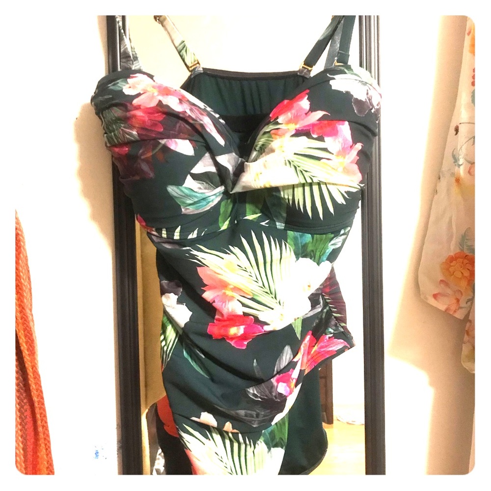 La Blanca floral one piece Hunter Green